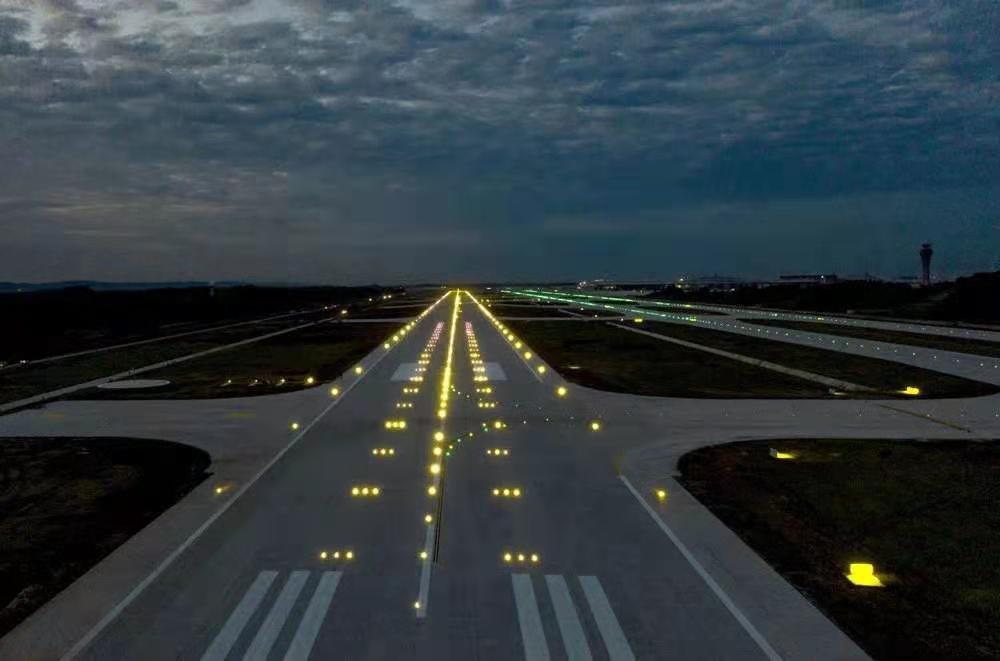 Η Aerolineas Argentinas έλαβε συναγερμό για βόμβα, αεροπλάνο έκανε αναγκαστική προσγείωση σε κοντ...